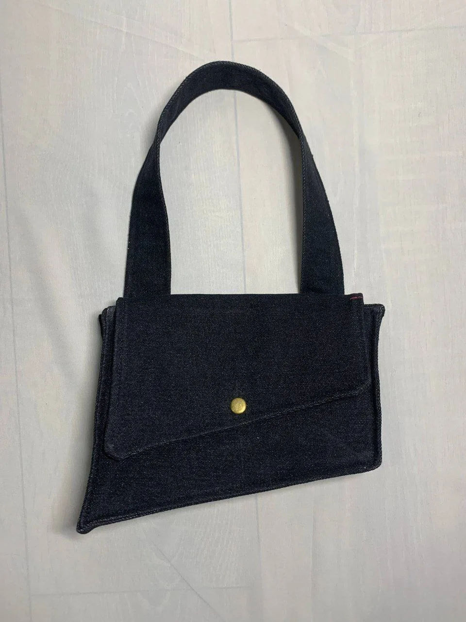 Assimetrical bag